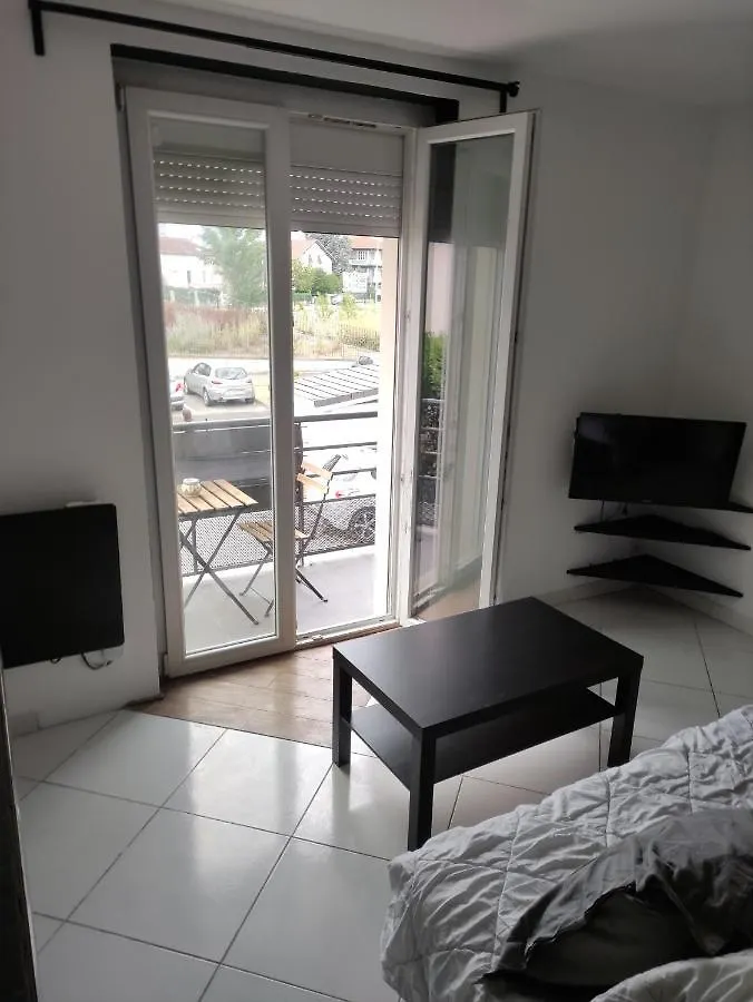 Apartament Studio Bien Situe Eybens 0*,  Francja